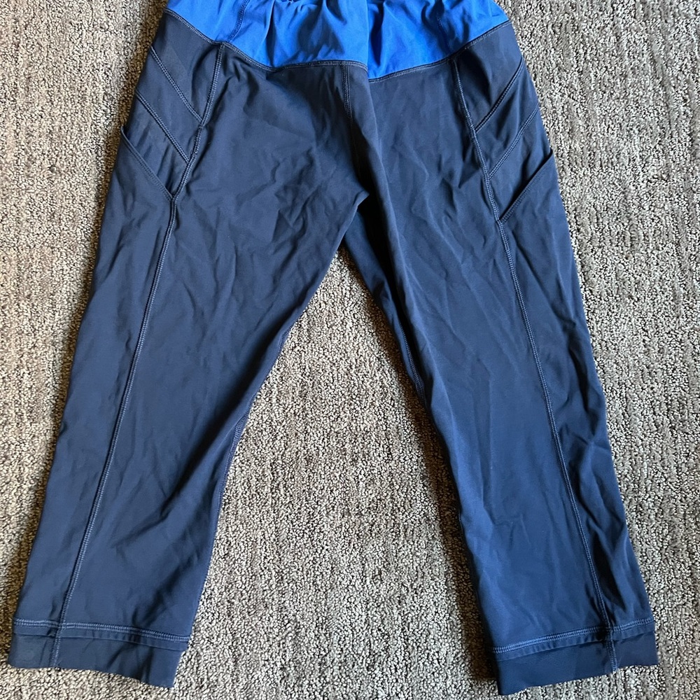 Lululemon Athletica Blue and Gray Leggings